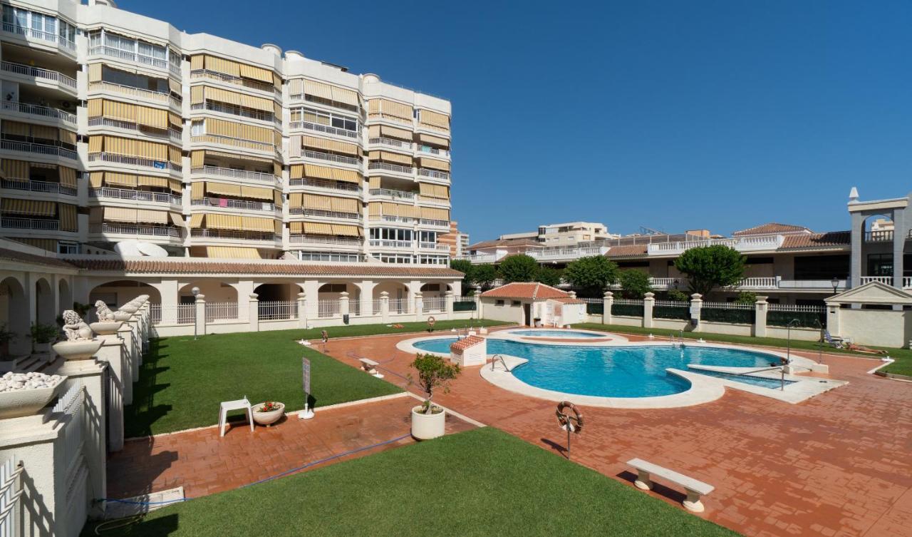 Sur Suites Detelina Фуэнхирола Экстерьер фото