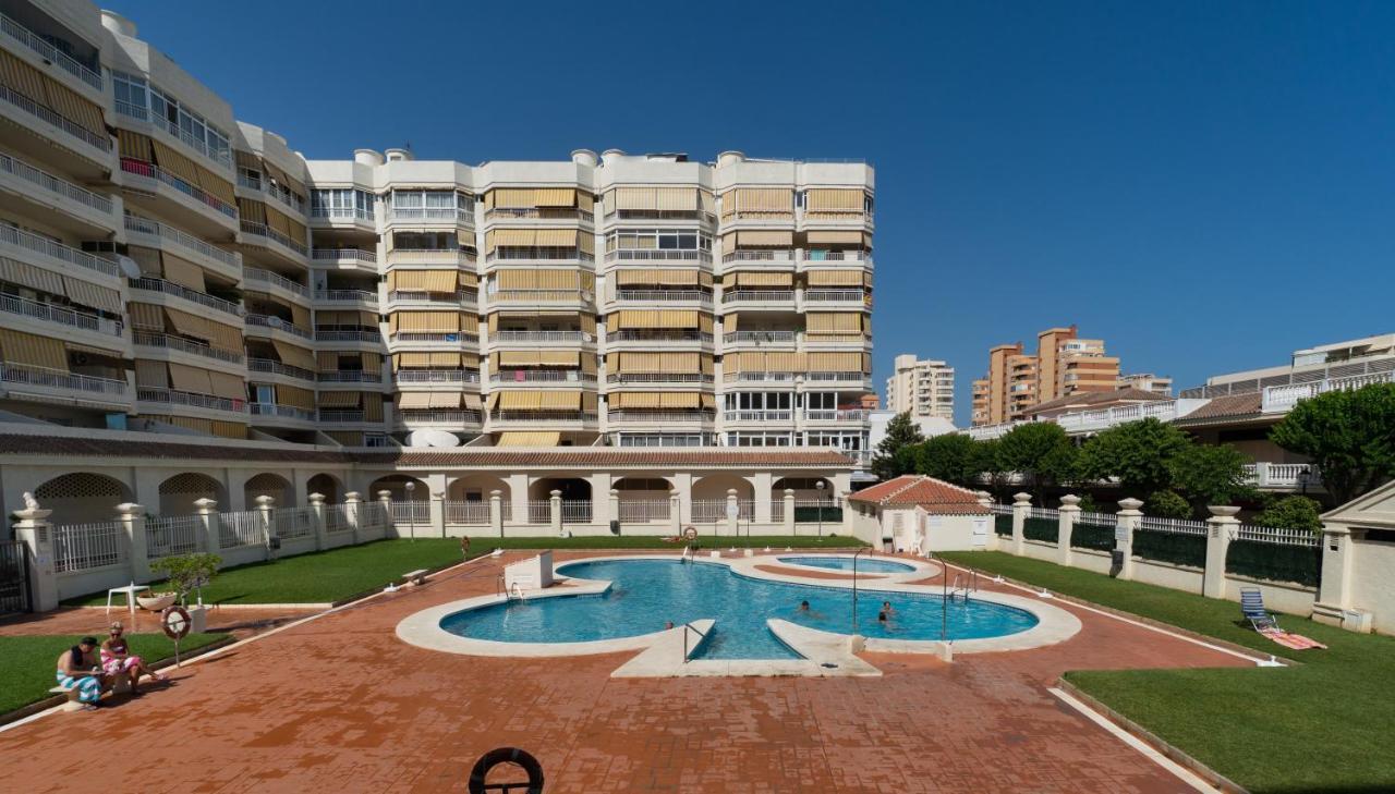 Sur Suites Detelina Фуэнхирола Экстерьер фото